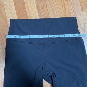 Lululemon leggings black 10